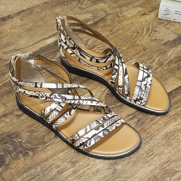 franco sarto gaetana flat sandals
